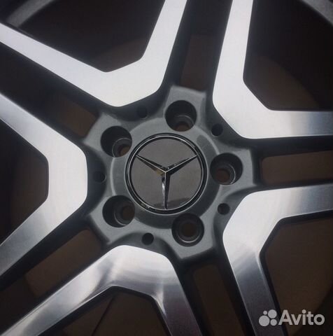 Комплект AMG дисков на Mercedes E class R19 Комплект AMG дисков на Mercedes E class R19