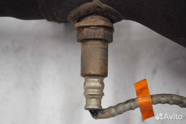 Труба приемная с катализаторами Toyota LC 200 Труба приемная с катализаторами Toyota LC 200