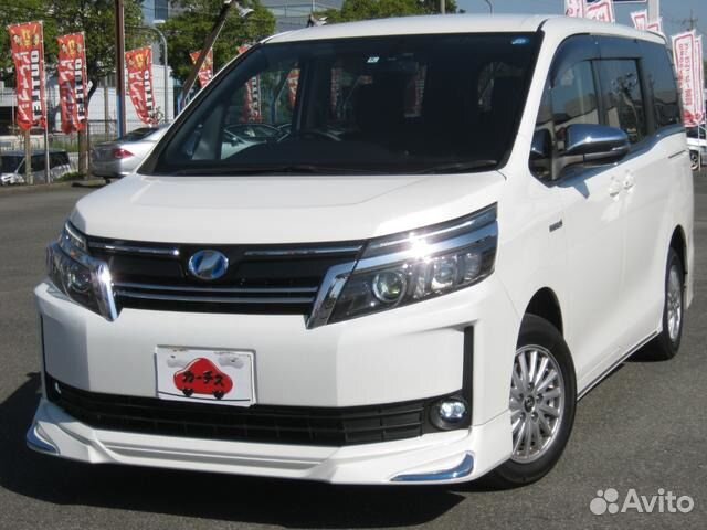 Toyota Voxy 1.8 CVT, 2015, 29 000 км