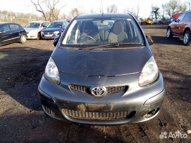 Запчасти бу Тойота Toyota Aygo с2005 разбор