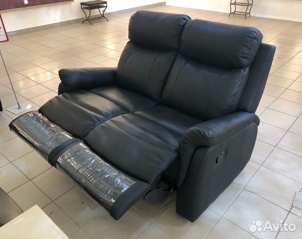 Новый кожаный диван реклайнер, made in Finland