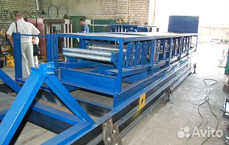 Станок для арочного профиля безкаркасных зданий