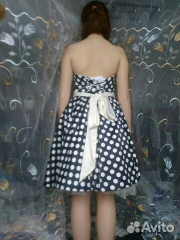 Платье в стиле ретро