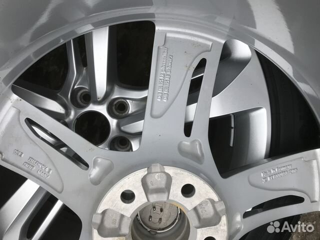 Оригинальные колеса на Audi Q7 New 4M R21 Оригинальные колеса на Audi Q7 New 4M R21