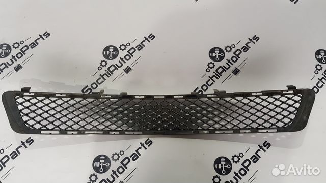 Решетка бампера Mercedes E W212