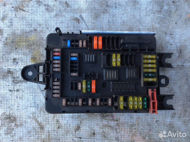 61149337882 Блок предохранителей BMW F30 F20 и др