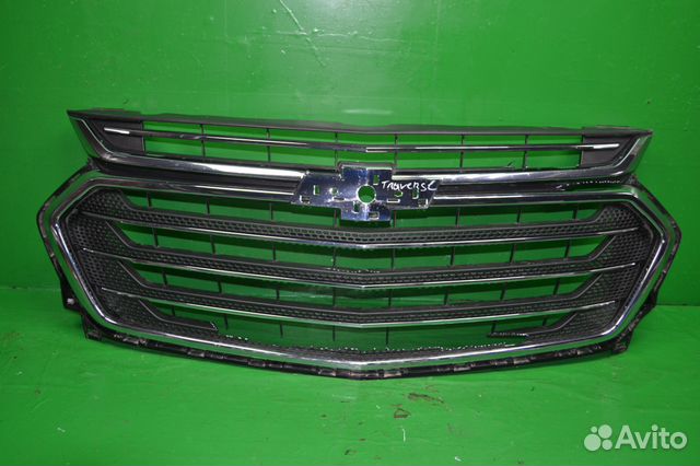 Решетка радиатора Chevrolet Traverse 2 17