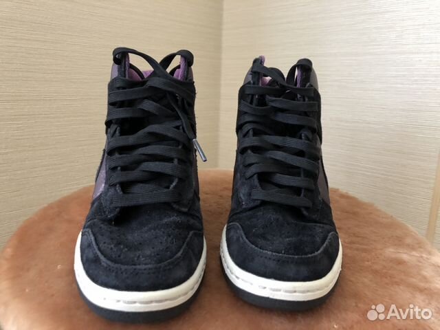 Кроссовки Nike женские Кроссовки Nike женские