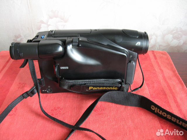 Видеокамера Panasonic модель NV-A1EN пленочная,б/у