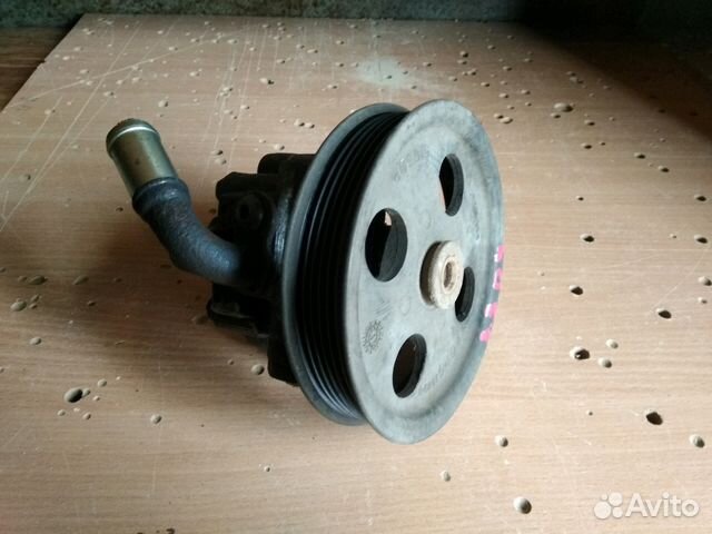 Насос гидроусилителя Dodge Caravan