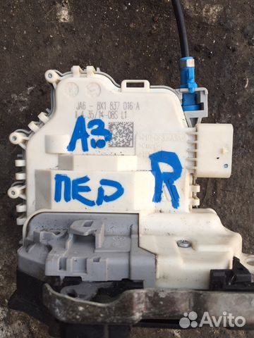 Замок передней правой двери на Ауди A1 8X А3 8V Замок передней правой двери на Ауди A1 8X А3 8V