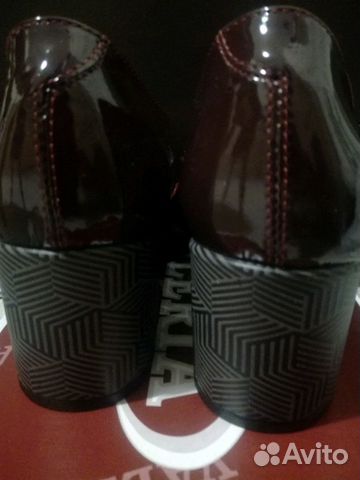 Очаровательные туфли кожа/лак новые, фирмы Valeria Очаровательные туфли кожа/лак новые, фирмы Valeria