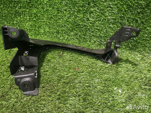 Кронштейн фары Subaru Tribeca B9 04-08гг Кронштейн фары Subaru Tribeca B9 04-08гг