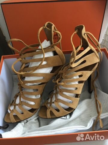 Замшевые босоножки Hermеs желтые Замшевые босоножки Hermеs желтые