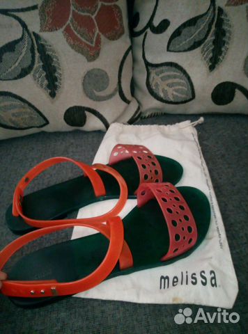 Шлепанцы босоножки Melissa 40 размер Шлепанцы босоножки Melissa 40 размер