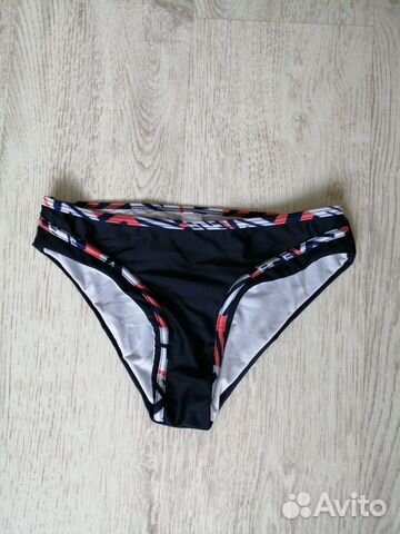 Новые Женские синие плавки XS (40-42) Новые Женские синие плавки XS (40-42)