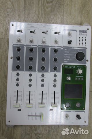 Korg km-402