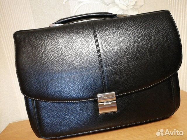 Продам мужской кожаный портфель делового класса