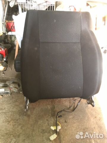 Спинка сидения, подушка безопасности Спинка сидения, подушка безопасности