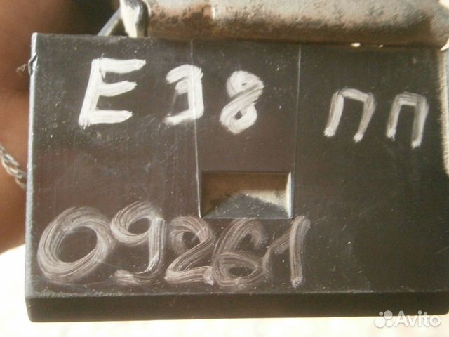 Замок двери передний правый на BMW E38 бмв Е38