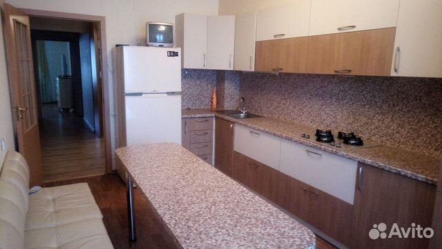 2-к квартира, 73 м², 7/10 эт.