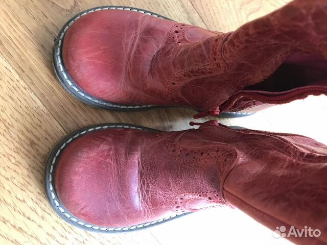 Кожаные сапоги с розовым подкладом Кожаные сапоги с розовым подкладом