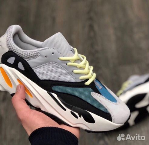Кроссовки adidas