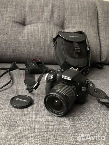 Зеркальный фотоаппарат Canon 550 D Зеркальный фотоаппарат Canon 550 D