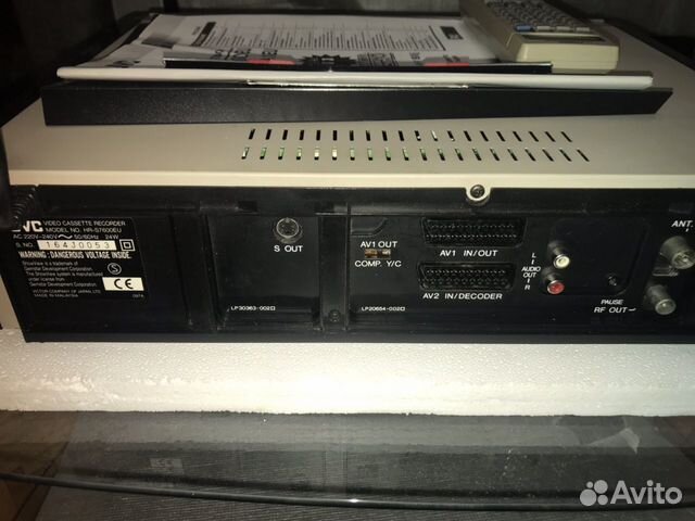 Видеомагнитофон JVC-HDR7600EU S/VHS T.B.C Видеомагнитофон JVC-HDR7600EU S/VHS T.B.C