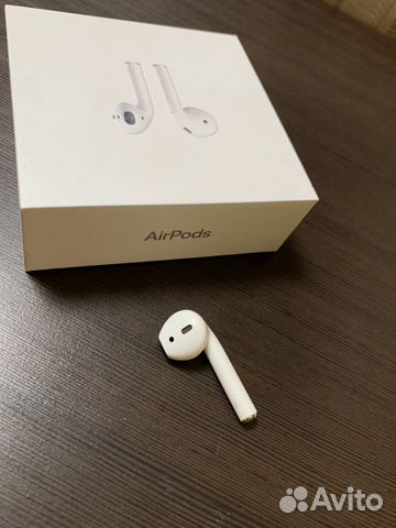 Правый наушник AirPods оригинал (с коробкой)