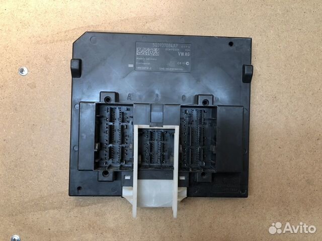 Блок комфорта 5Q0937084AP Skoda Octavia A7 Блок комфорта 5Q0937084AP Skoda Octavia A7