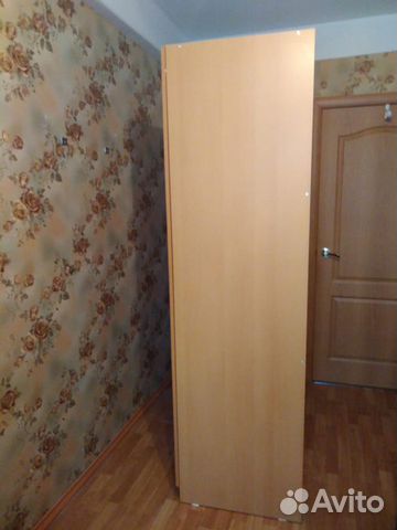 Шкаф платяной