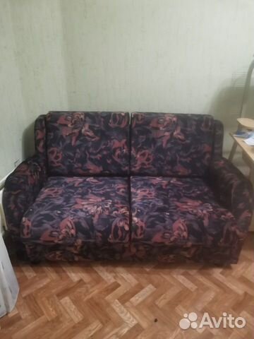 Диван