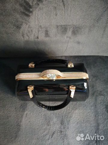 Сумочка для дамы лаковая