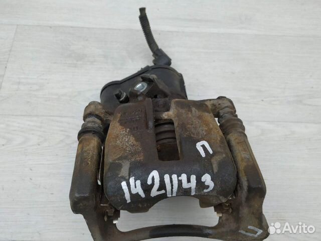 Суппорт задний правый 5N0615404 VW Passat (B7) 201 Суппорт задний правый 5N0615404 VW Passat (B7) 201