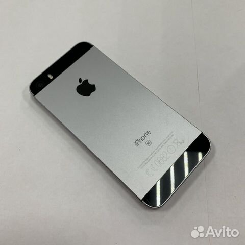 Телефон iPhone SE 32gb Телефон iPhone SE 32gb