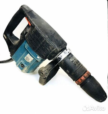 Отбойный молоток Makita HM1202C