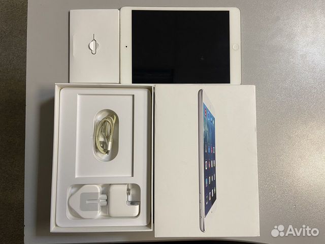 iPad mini Wi-Fi cell 64GB Silver б/у iPad mini Wi-Fi cell 64GB Silver б/у