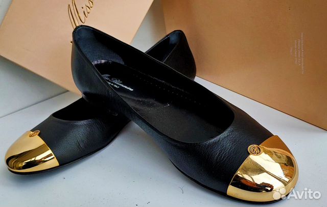 Женские туфли Miss Blumarine Женские туфли Miss Blumarine