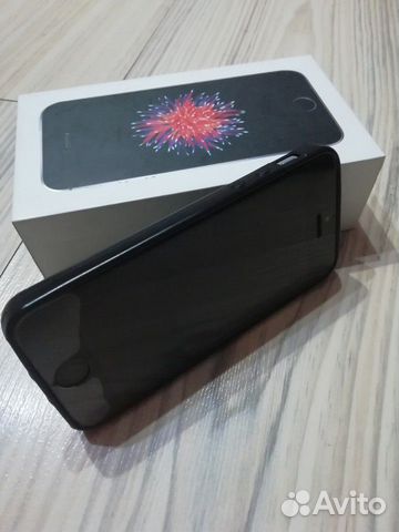 Телефон iPhone Телефон iPhone