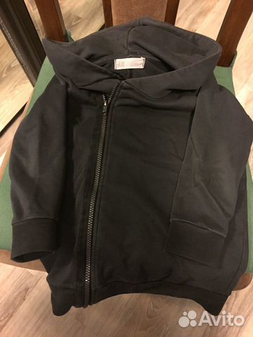 Толстовка на мальчика H&M на рост 110 см