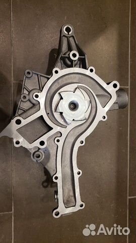 Помпа двигателя М112 Mercedes hepu p148 Помпа двигателя М112 Mercedes hepu p148