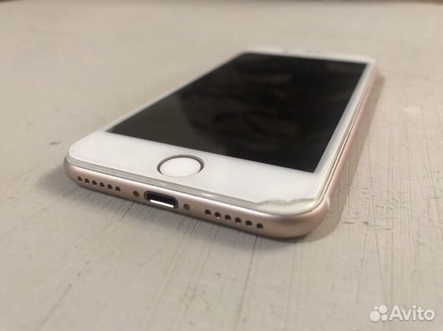 Телефон iPhone