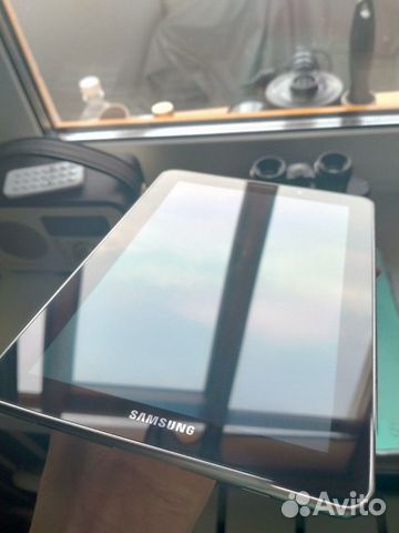 Огромный планшет SAMSUNG Galaxy Tab Огромный планшет SAMSUNG Galaxy Tab