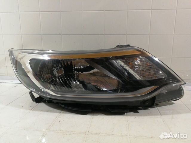 Фара передняя правая Kia Rio 3 Рестайлинг QB