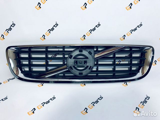 VO31290532 Решетка радиатора для volvo VO31290532