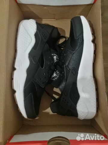 Новые кроссовки Nike Air Huarache Black White
