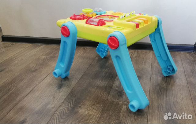 Развивающий стол