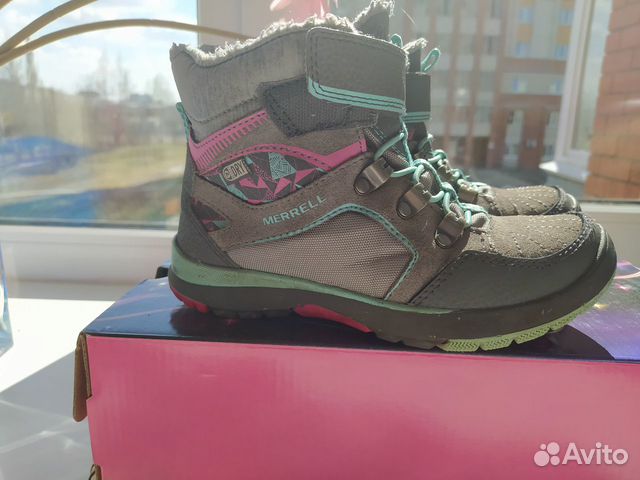 Сапожки Merrell 30-31 по осенне-зимние Сапожки Merrell 30-31 по осенне-зимние