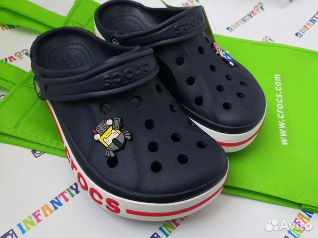 m10 w12 crocs